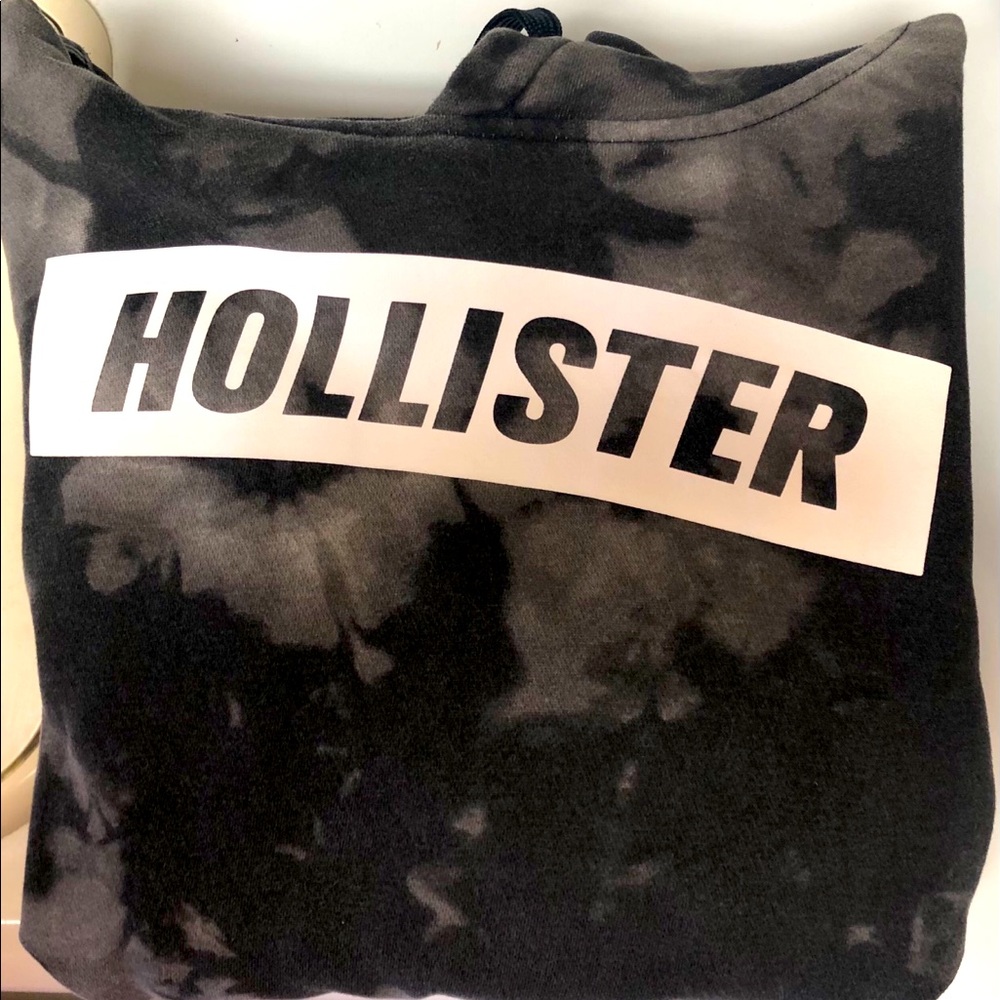 Pull over hoodie